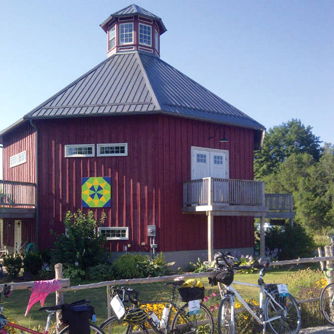 Crazy 8 Barn, an eight-sided barn constructed in 1880.