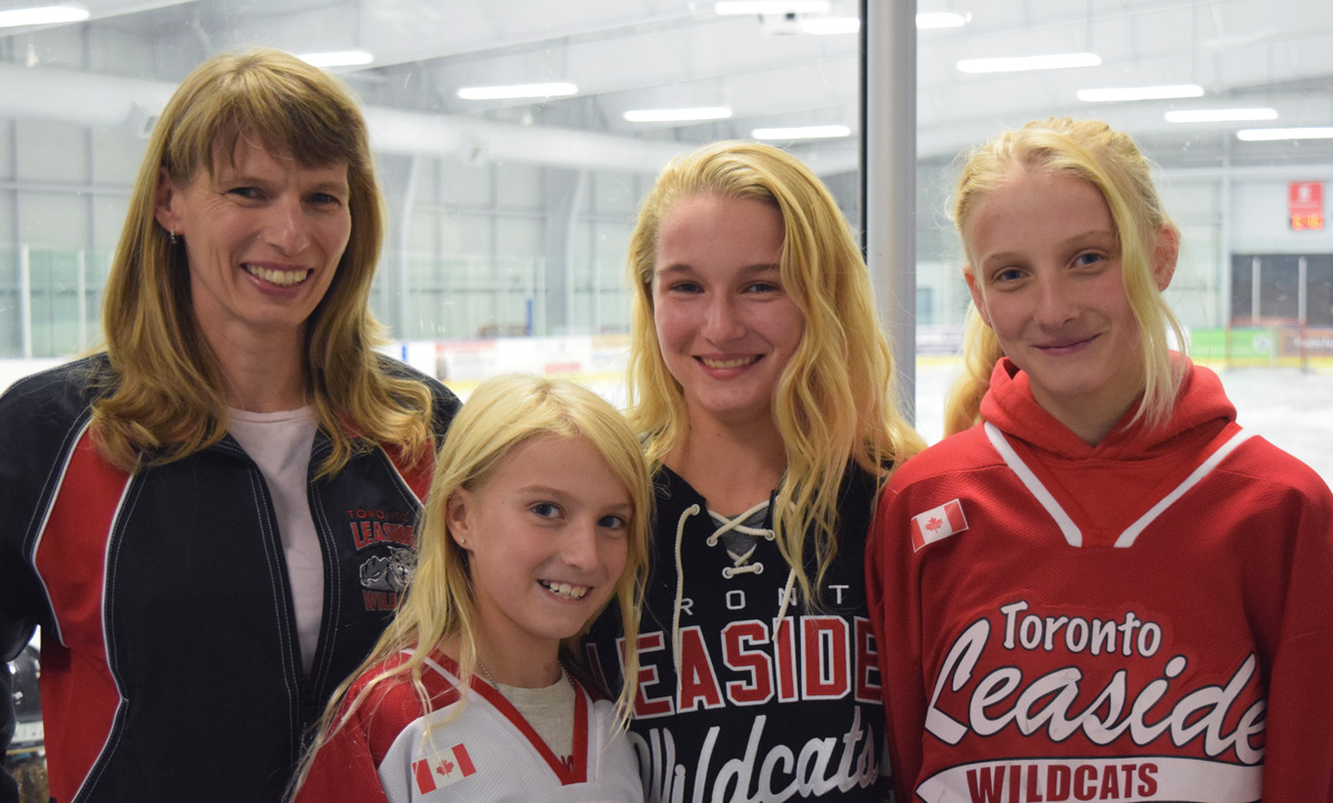 Dewey-Decker Girls in hockey Jerseys