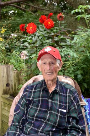 Al in the Sunnybrook Veterans Centre garden. Photo Ana Seara.