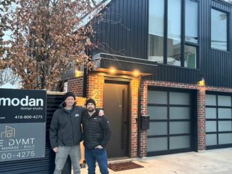 REVE DVMT founders Andrew (l) and Mason in front of their laneway home. Photo Modan Design Studio.