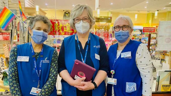 Judith (centre) with colleagues at Sunnybrook. Photo Chuck Woodger.